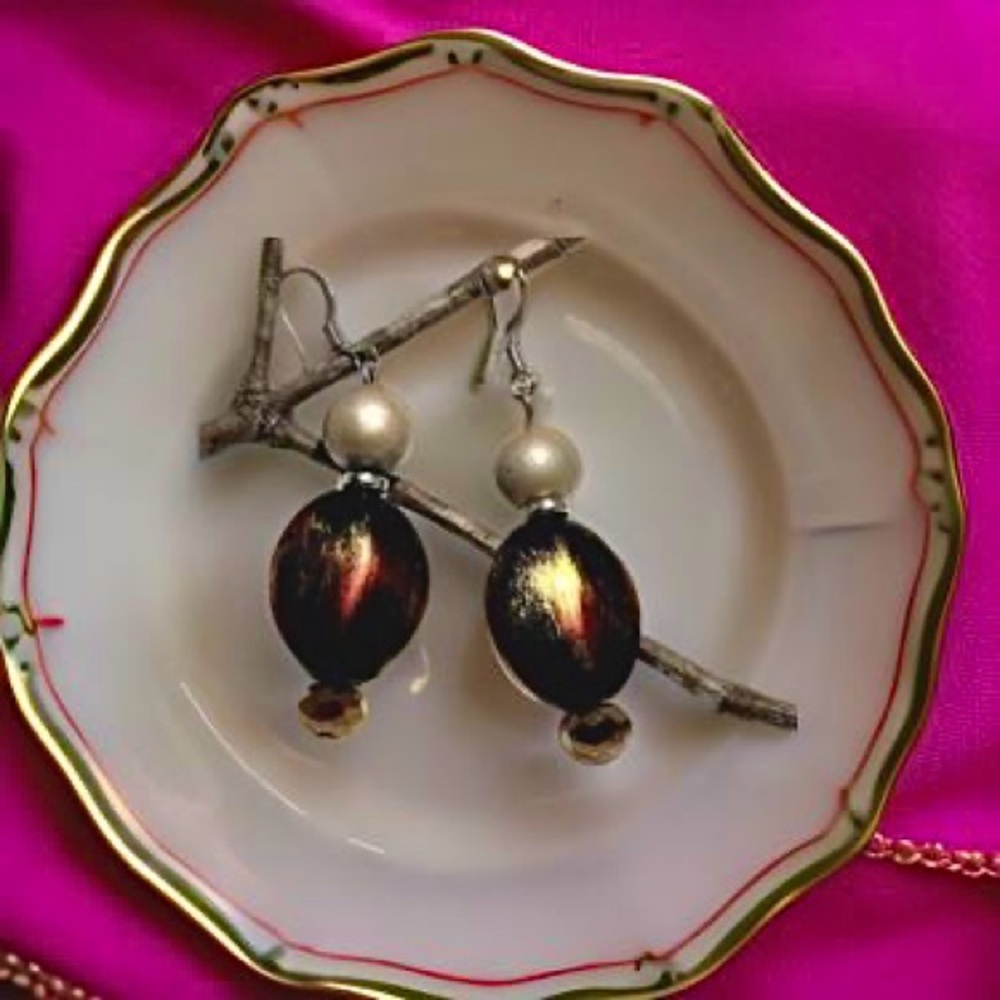 Trendy earrings